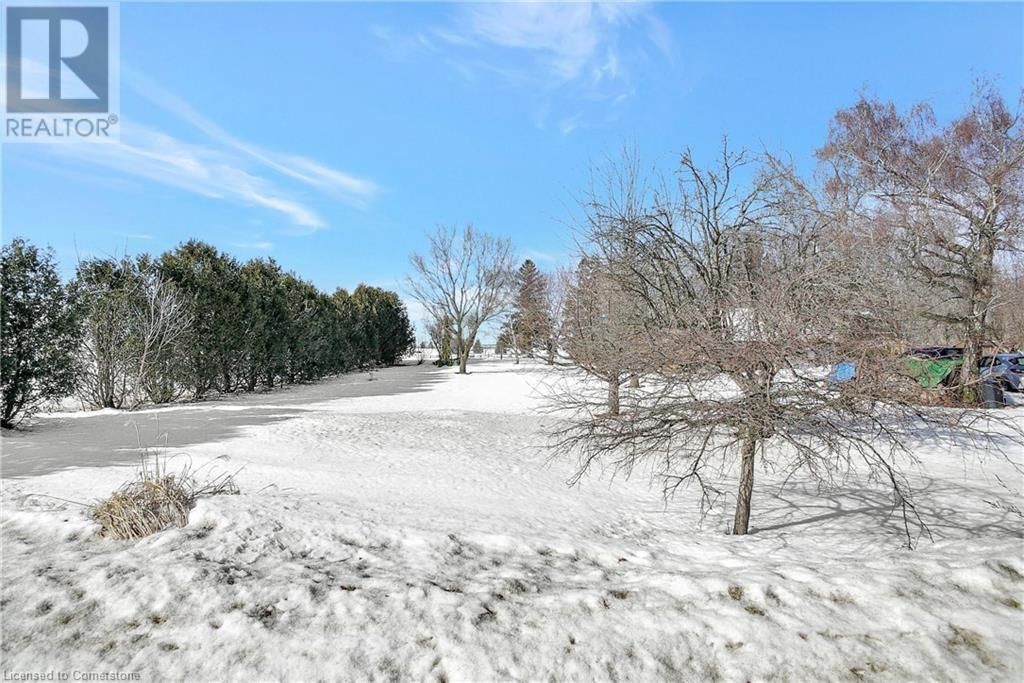 776597 BLANDFORD ROAD Image 46