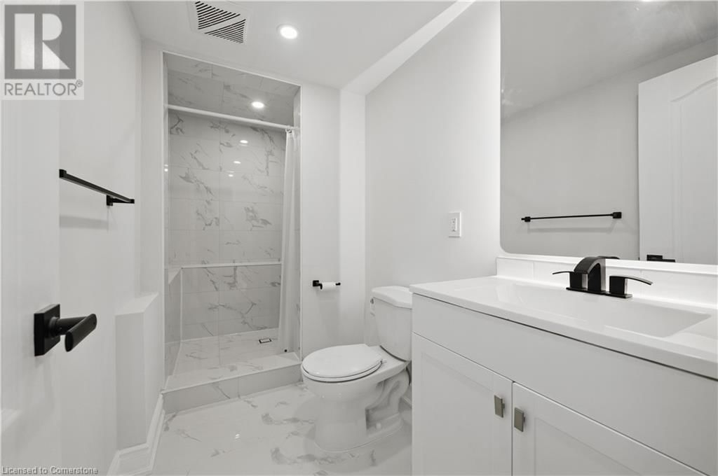 3 - 333 EMERALD STREET NORTH Image 21