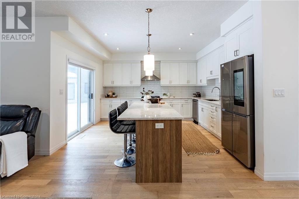 104 DEMPSEY DRIVE Image 15