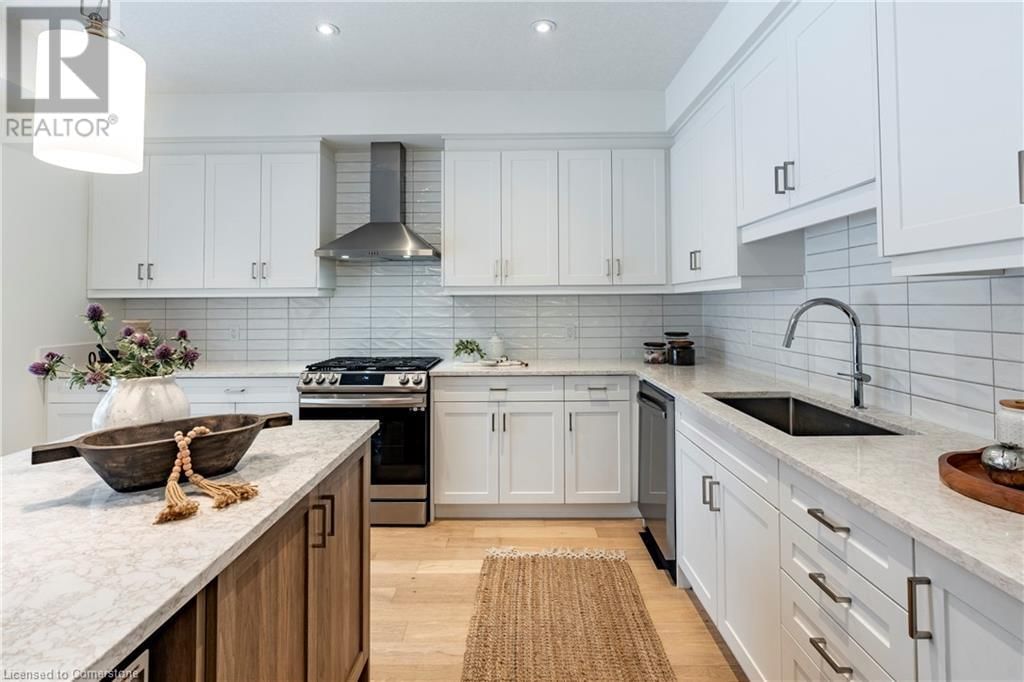 104 DEMPSEY DRIVE Image 17