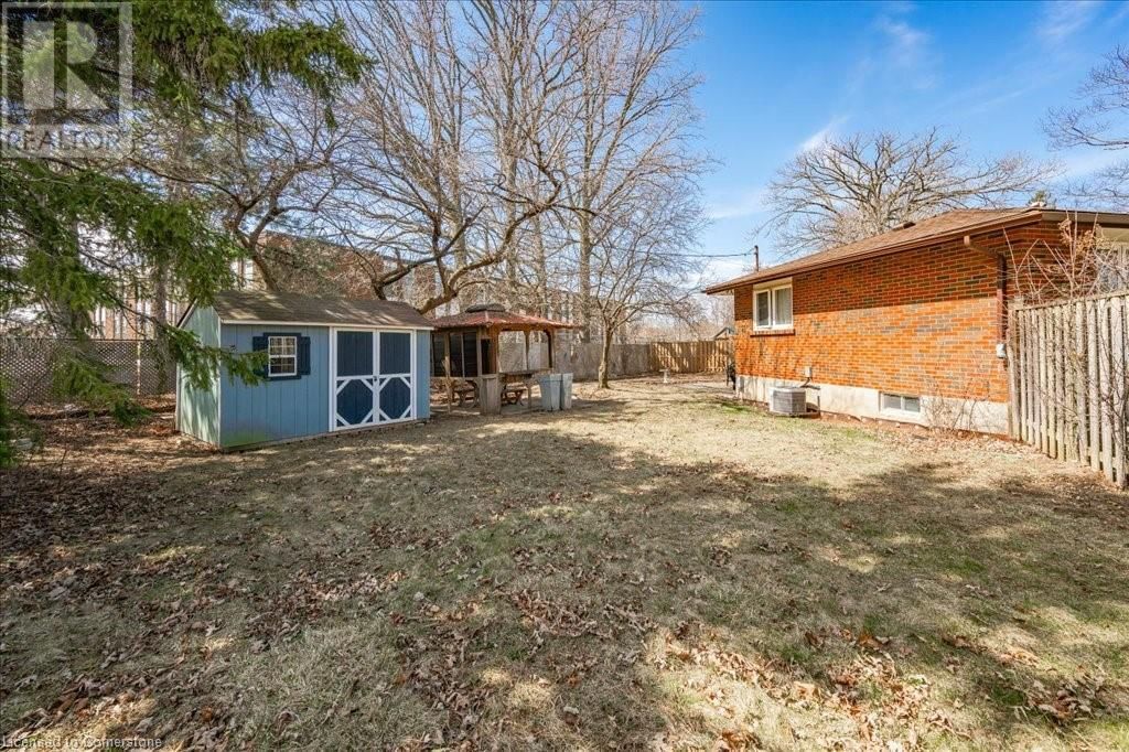 452 WEDGEWOOD DRIVE Image 34