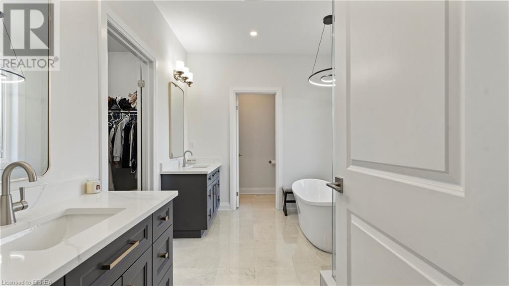 790 SOUTH COAST DRIVE Image 19