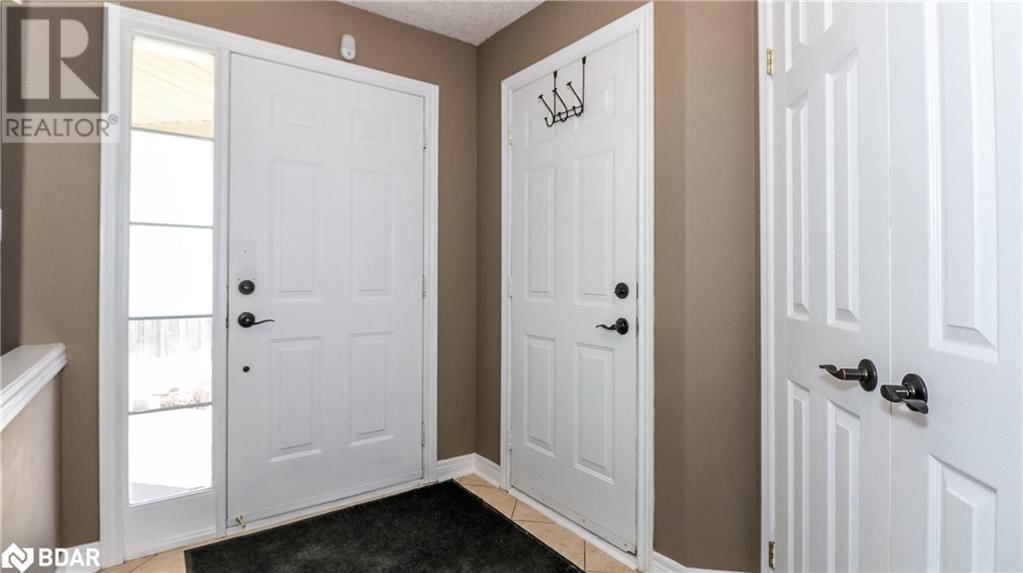 40 BENJAMIN LANE Image 6