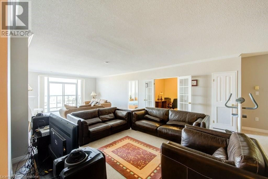 1001 - 255 KEATS WAY Image 13