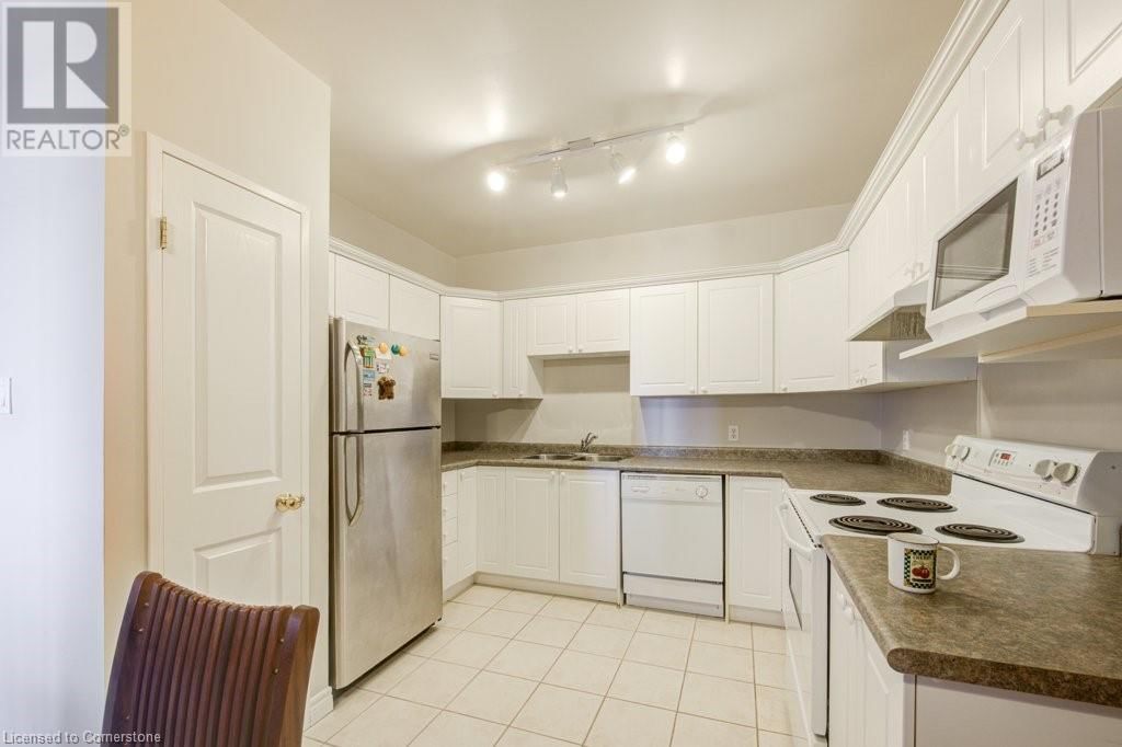 1001 - 255 KEATS WAY Image 15