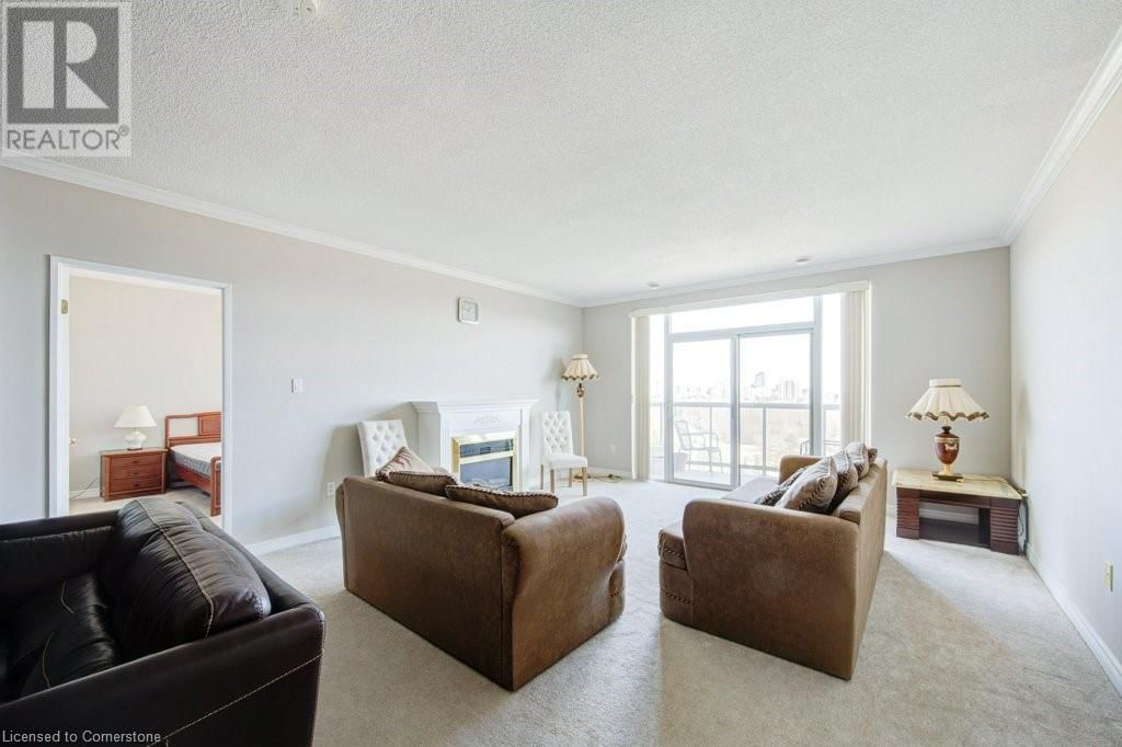 1001 - 255 KEATS WAY Image 18