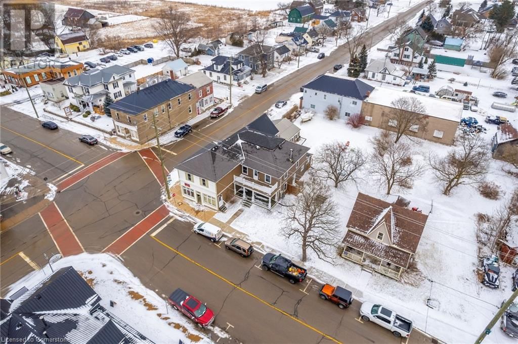 1 ERIE AVENUE SOUTH Image 35