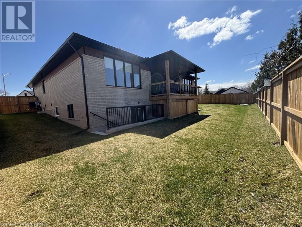 3642 VOSBURGH PLACE Image 29