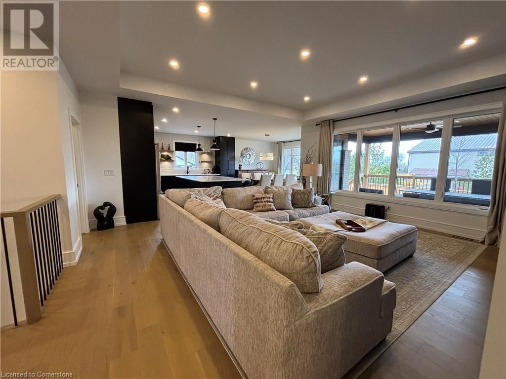 3642 VOSBURGH PLACE Image 4