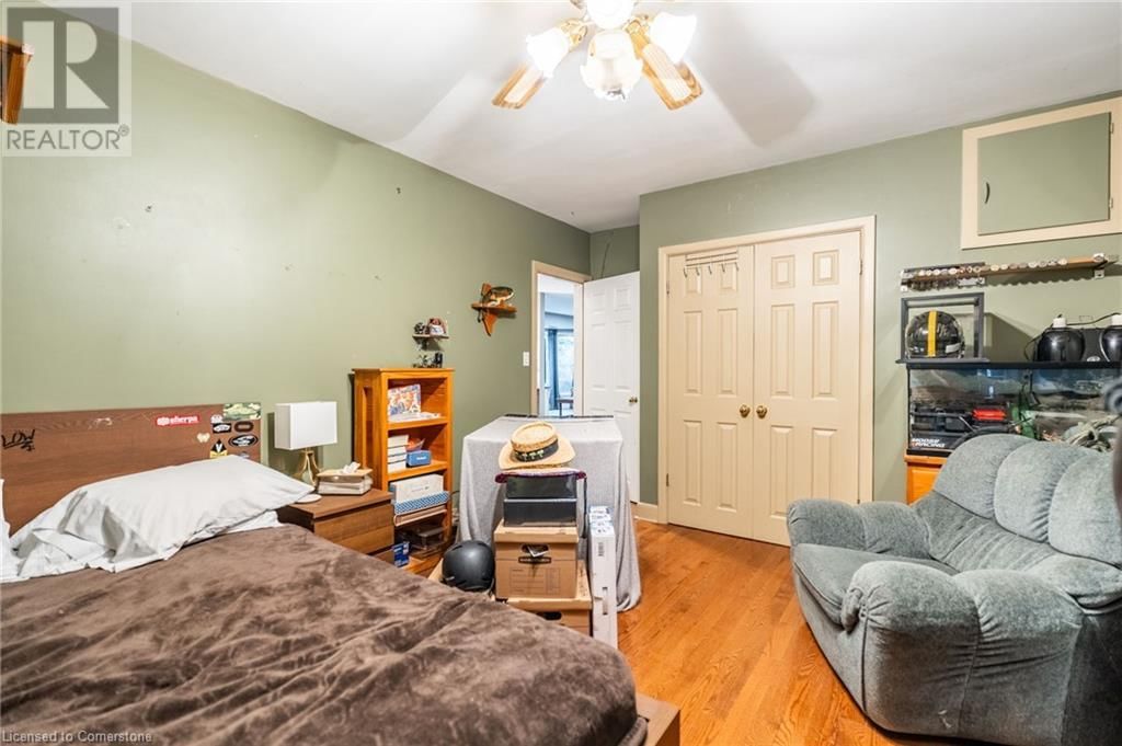 212 BROOKFIELD AVENUE Image 19