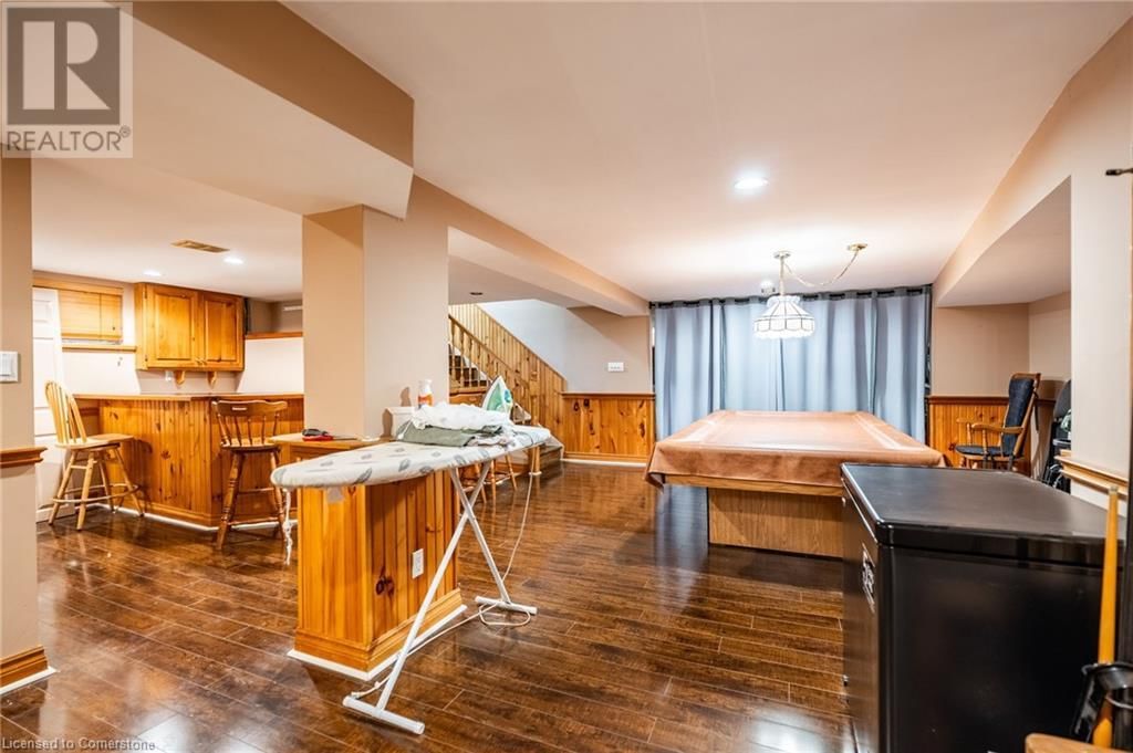212 BROOKFIELD AVENUE Image 21