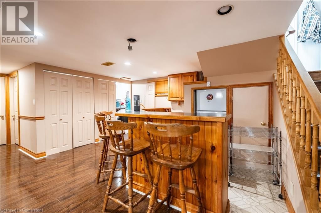 212 BROOKFIELD AVENUE Image 22