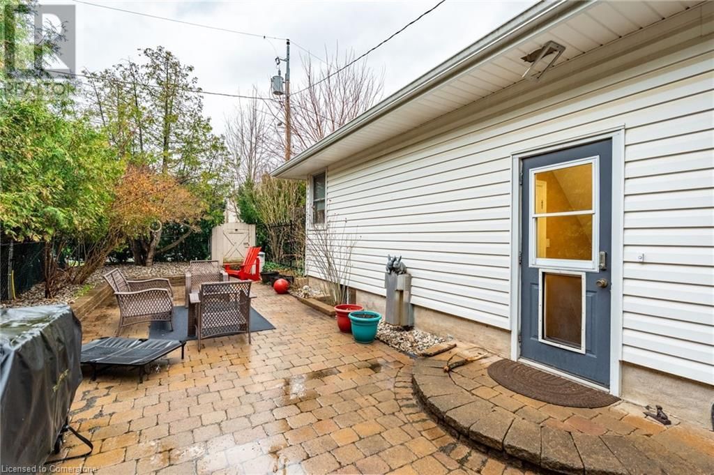 212 BROOKFIELD AVENUE Image 29