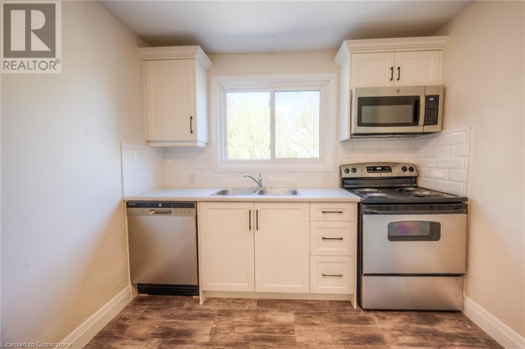 22 - 158 ERB STREET Image 3