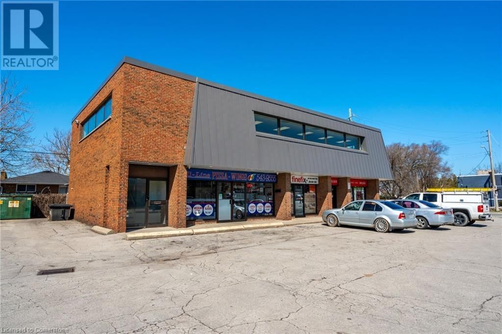 2ND FLOOR - 237 PARKDALE AVENUE NORTH Image 1