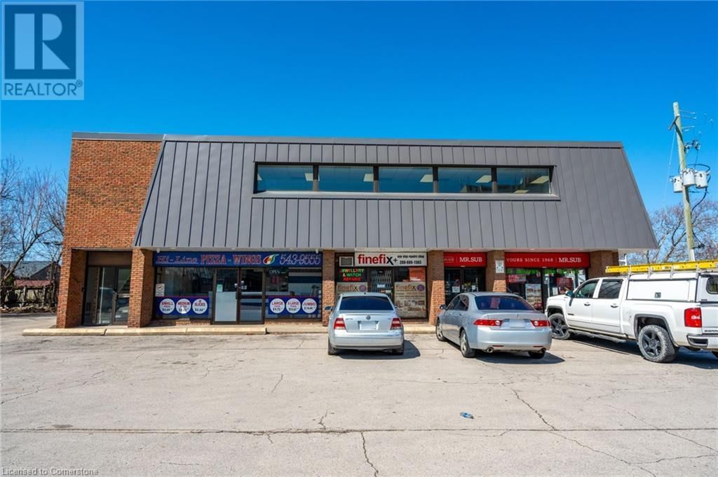 2ND FLOOR - 237 PARKDALE AVENUE NORTH Image 3
