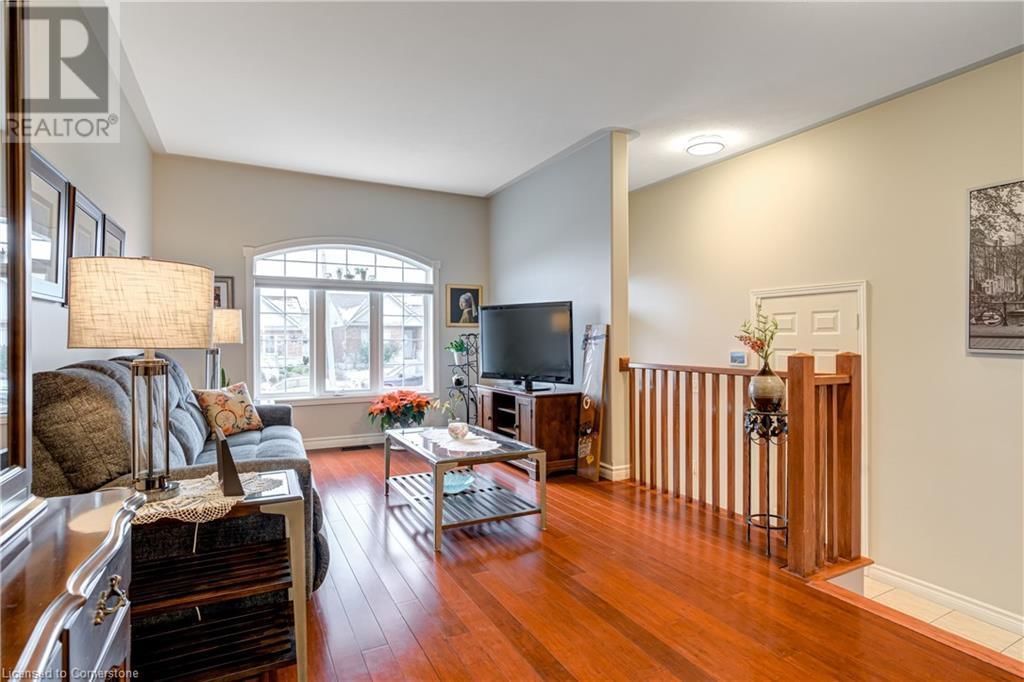 7 MILLCROFT DRIVE Image 5