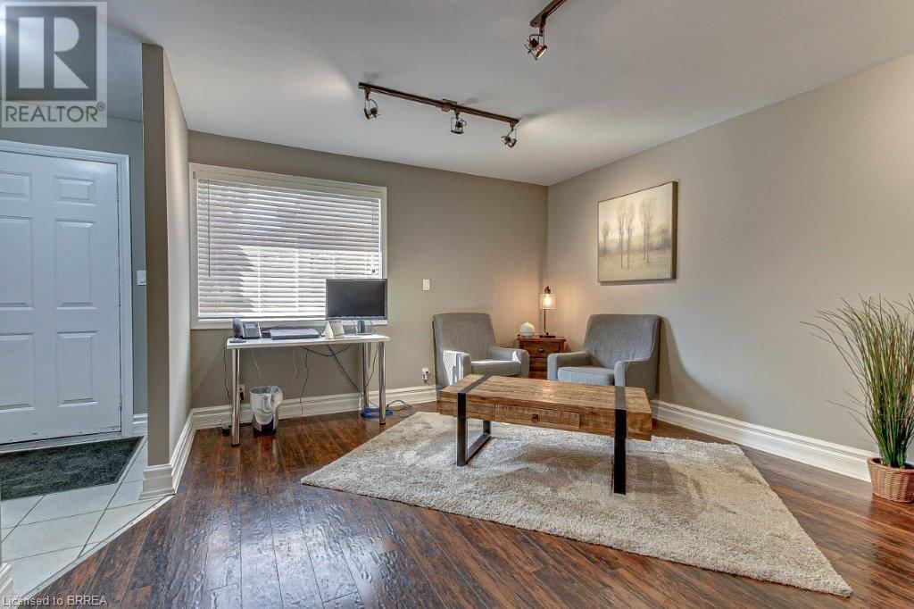 254 BRANT AVENUE Image 24