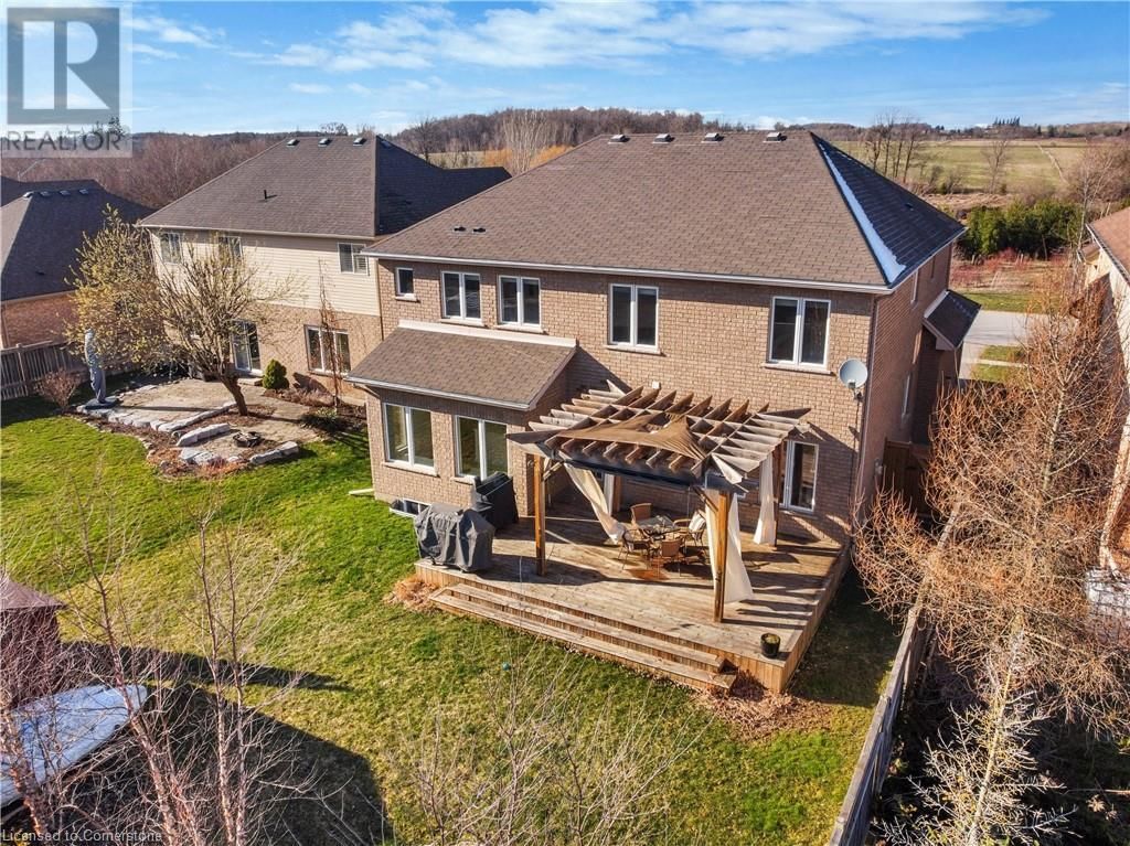 70 SCHWEITZER CRESCENT Image 44