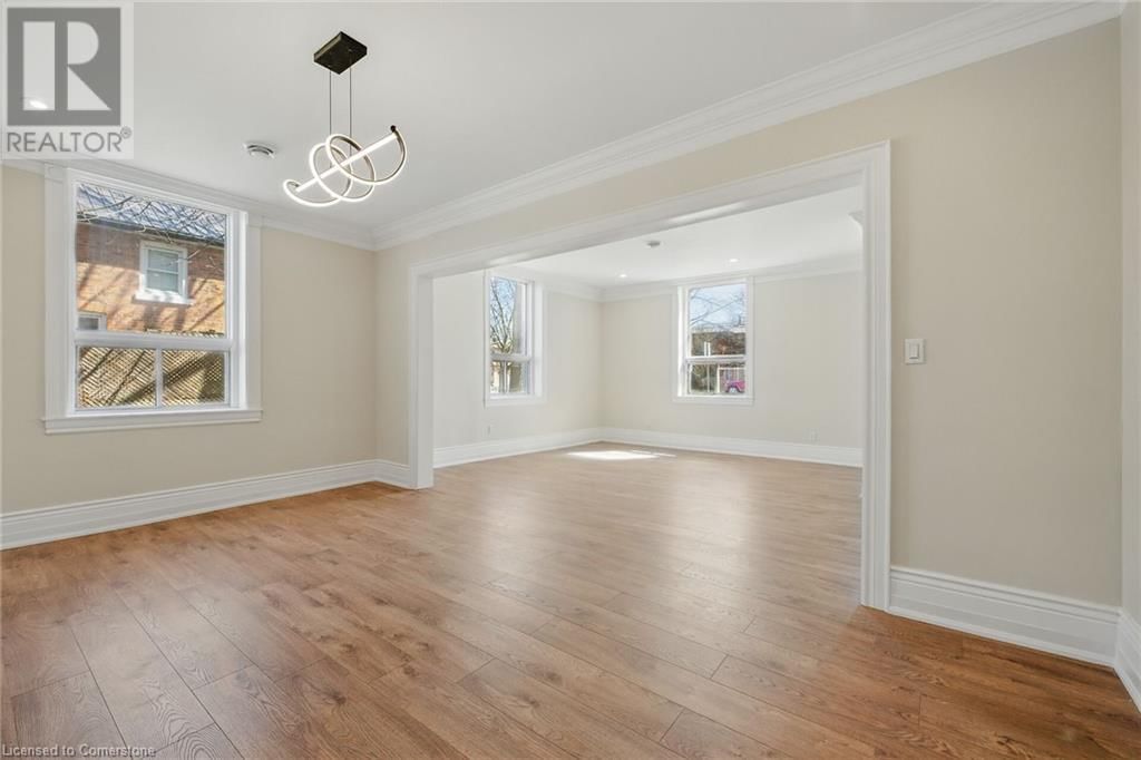 2083 MAIN STREET NORTH Image 15