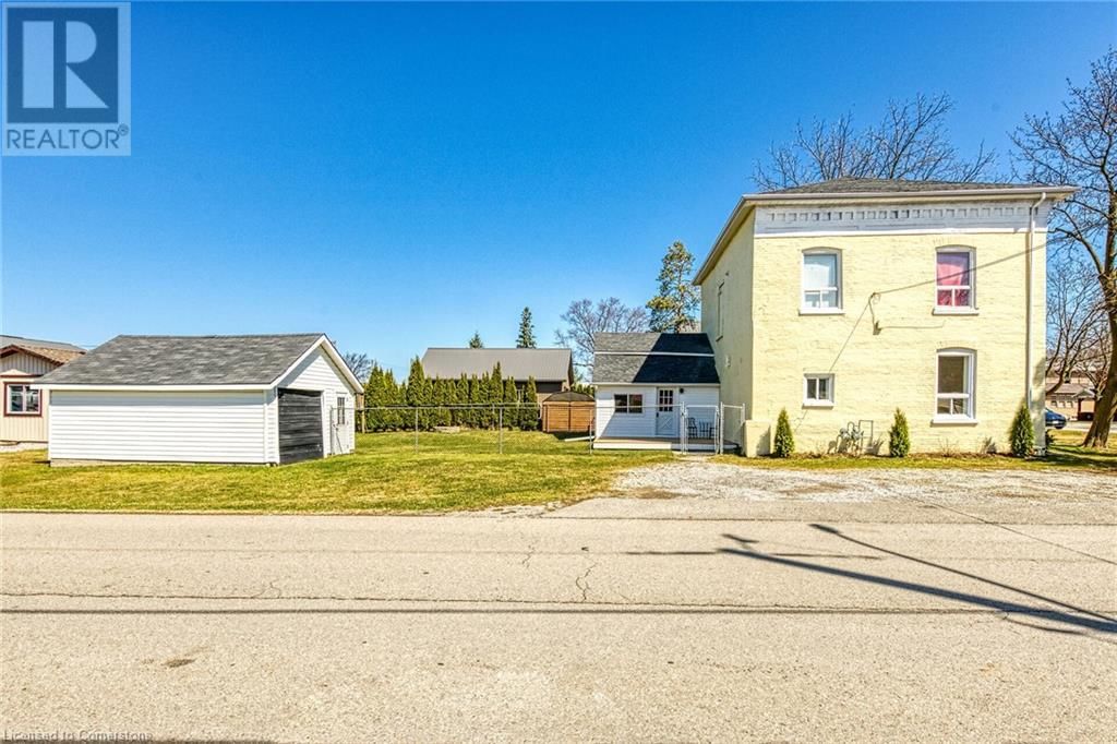 2083 MAIN STREET NORTH Image 39