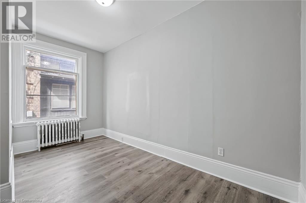 242 DALHOUSIE STREET Image 13