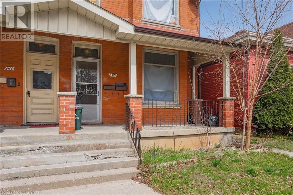 242 DALHOUSIE STREET Image 17