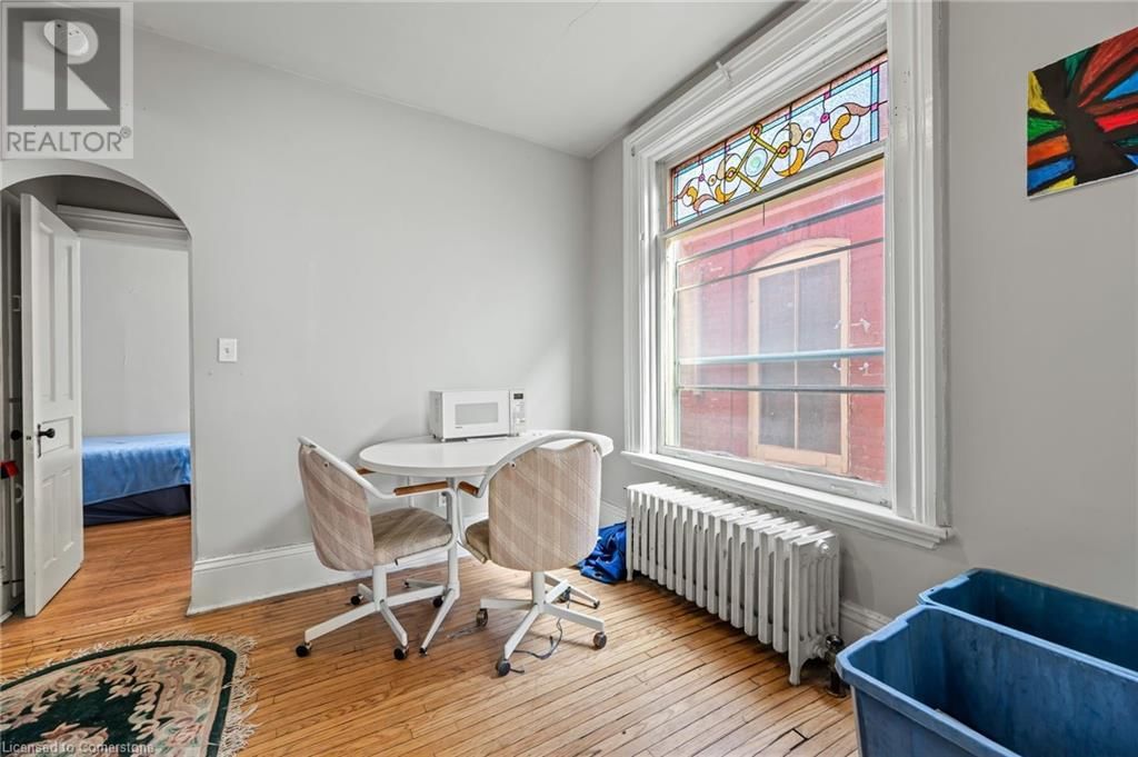 242 DALHOUSIE STREET Image 22