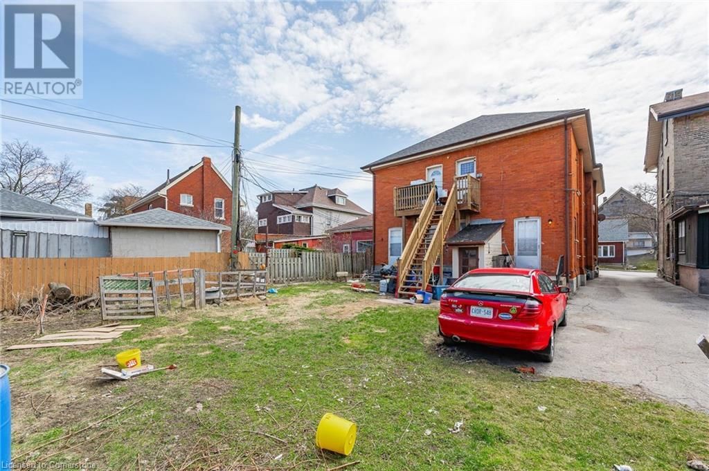 242 DALHOUSIE STREET Image 27