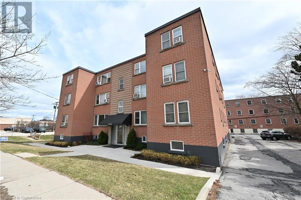 11 - 2418 NEW STREET Image 1