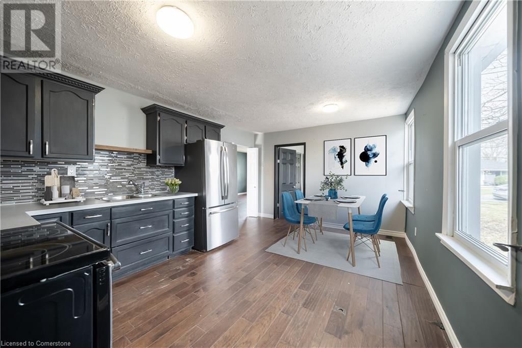 21 RENFREW STREET EAST Image 6
