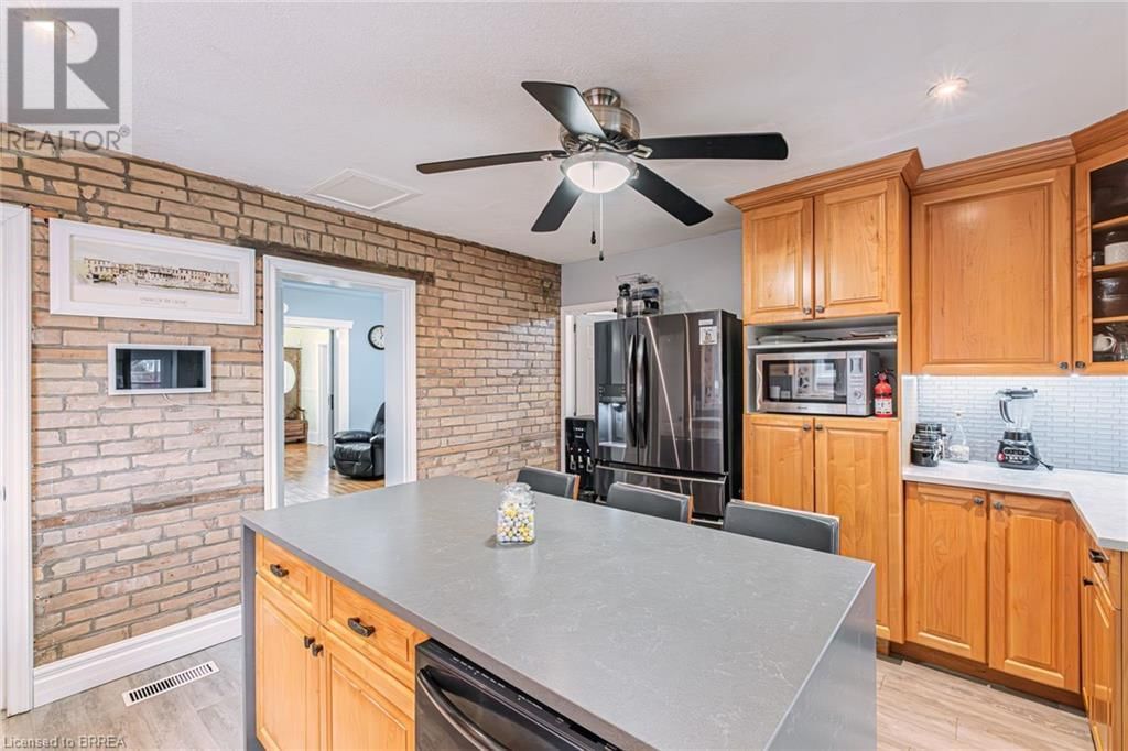 12 GRANDVIEW STREET Image 13