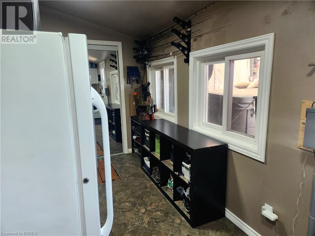 12 GRANDVIEW STREET Image 20