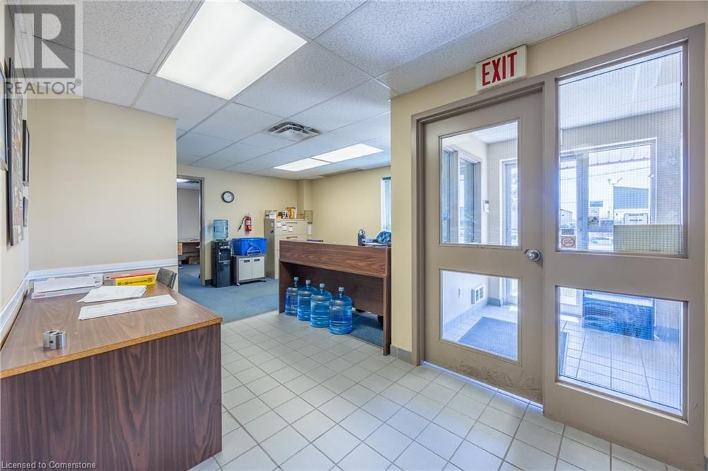 35 SAMNAH CRESCENT Image 12