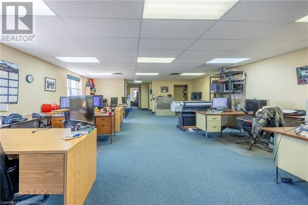 35 SAMNAH CRESCENT Image 25