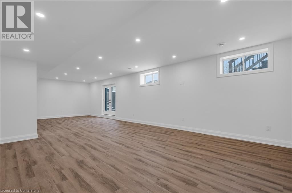 3643 VOSBURGH PLACE Image 26