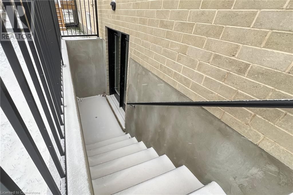 3643 VOSBURGH PLACE Image 33