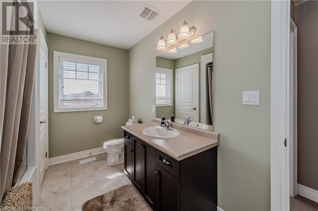65 GOLDSCHMIDT CRESCENT Image 18