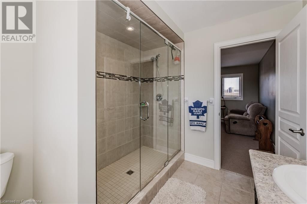 65 GOLDSCHMIDT CRESCENT Image 25