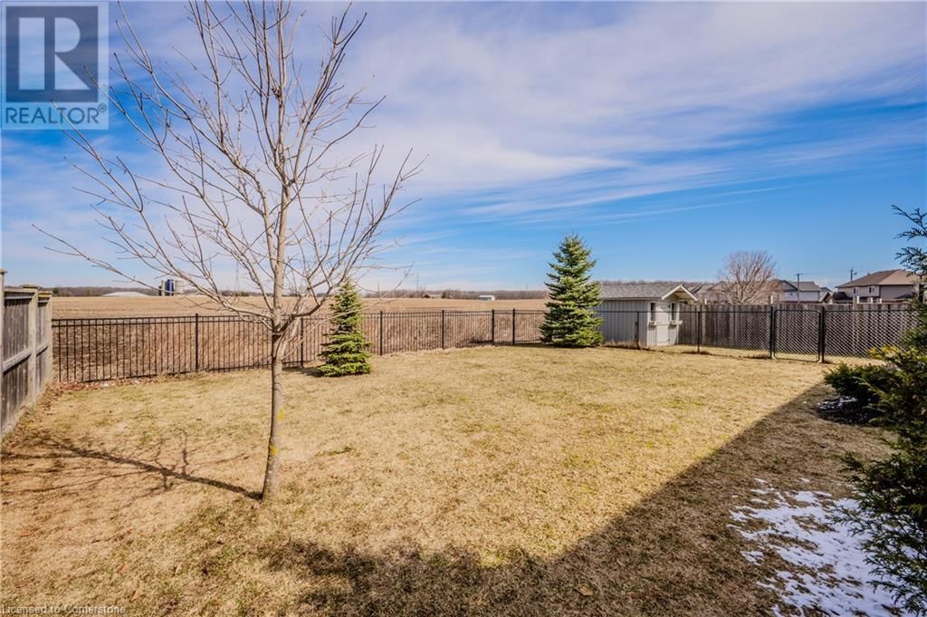 65 GOLDSCHMIDT CRESCENT Image 30
