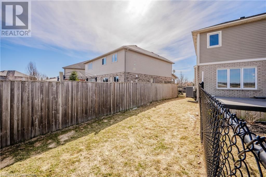 65 GOLDSCHMIDT CRESCENT Image 31