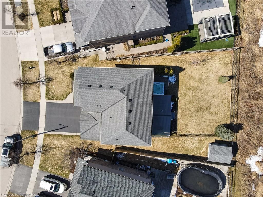 65 GOLDSCHMIDT CRESCENT Image 41