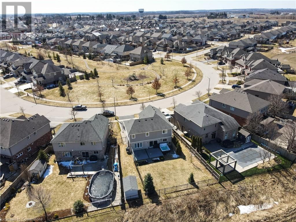 65 GOLDSCHMIDT CRESCENT Image 43