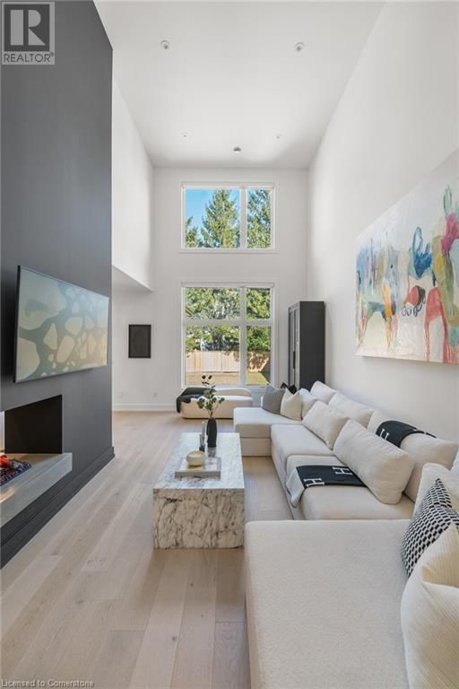 4636 LEE AVENUE Image 19