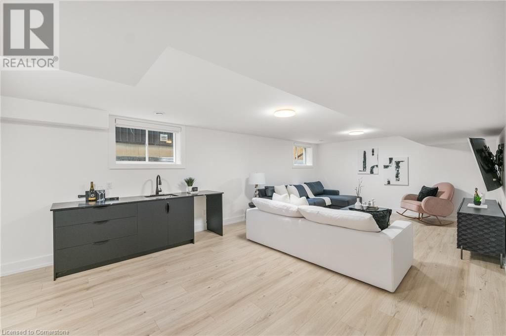 4636 LEE AVENUE Image 42