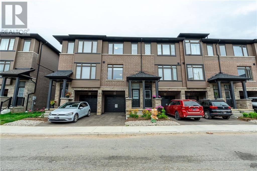 11 - 120 COURT DRIVE Image 2