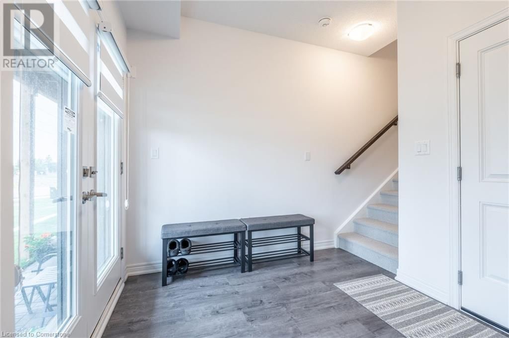 11 - 120 COURT DRIVE Image 36