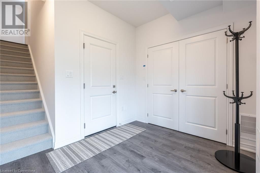 11 - 120 COURT DRIVE Image 38