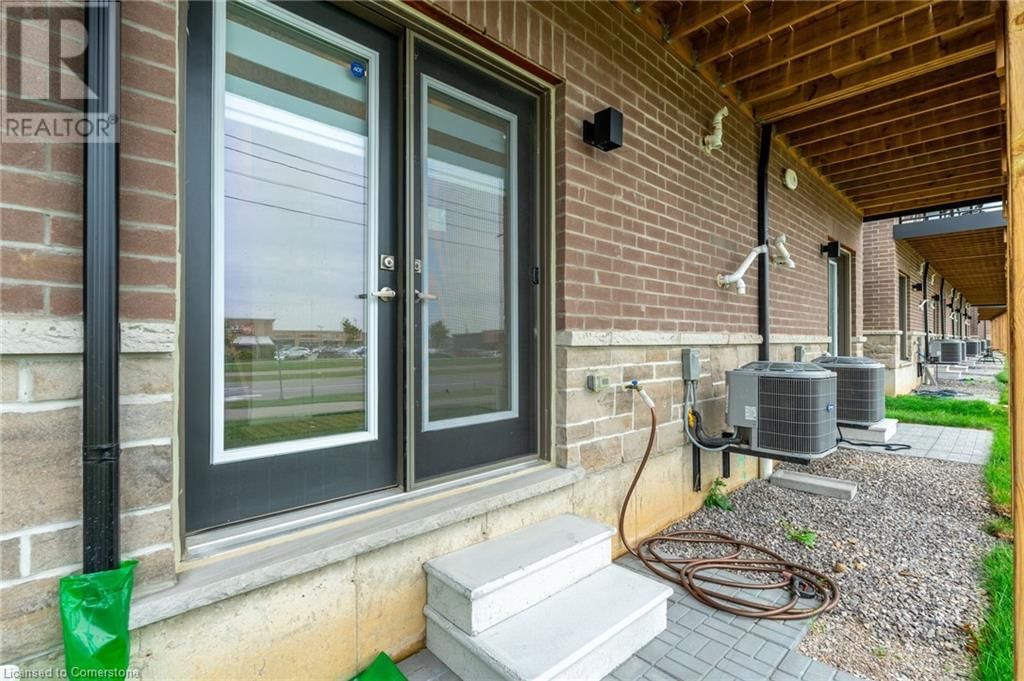 11 - 120 COURT DRIVE Image 45