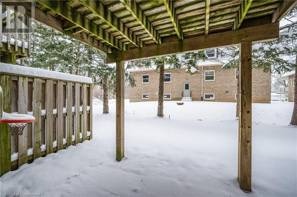 14 - 212 WESTCOURT PLACE Image 12